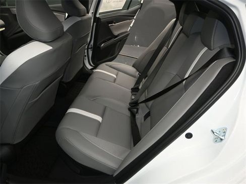 New 2026 Toyota Camry SE image 12