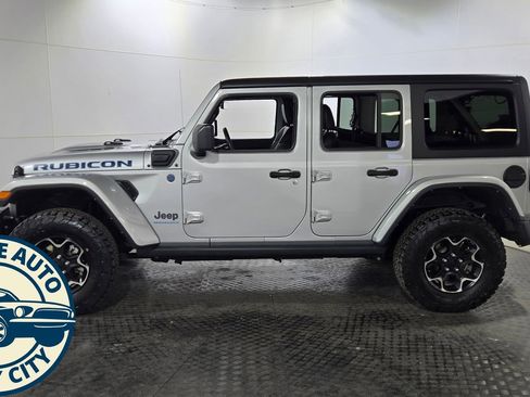 Used 2023 Jeep Wrangler Unlimited Rubicon 4xe w/ Dual Top Group image 4