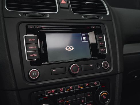 Used 2012 Volkswagen Golf 4-Door image 62