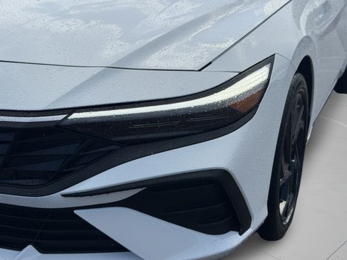 New 2026 Hyundai Elantra SEL Sport FWD image 31