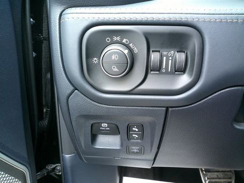 Used 2025 RAM 1500 Tungsten w/ Off Road Group image 21