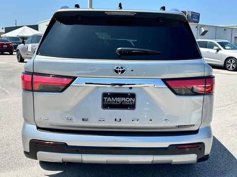 Used 2025 Toyota Sequoia Limited w/ Tow Technology Package RWD image 3