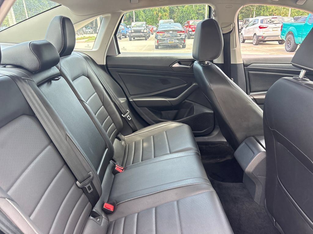 Used 2024 Volkswagen Jetta SE FWD image 27