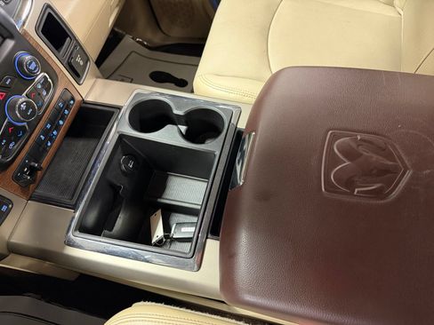 Used 2013 RAM 1500 Laramie w/ Convenience Group AWD/4WD image 33