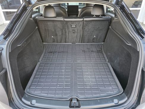 Used 2023 Tesla Model Y Long Range image 36