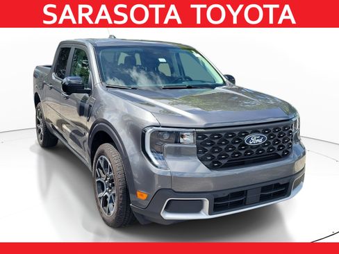 Used 2025 Ford Maverick Lariat AWD/4WD image 1