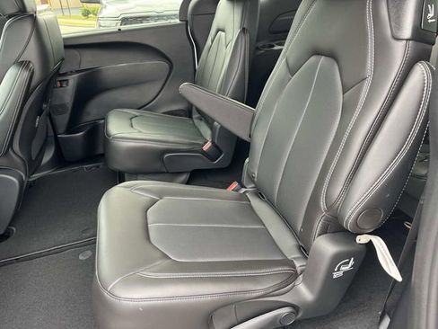 New 2026 Chrysler Voyager LX FWD image 14