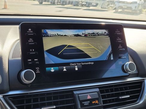 Used 2022 Honda Accord Sport image 24