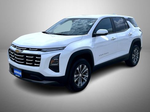 Certified 2025 Chevrolet Equinox LT AWD/4WD image 1