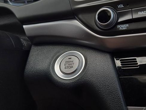Used 2020 Hyundai Elantra Value Edition w/ Cargo Package (C1) FWD image 11
