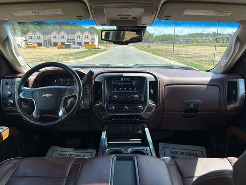 Used 2015 Chevrolet Silverado 2500 High Country w/ Duramax Plus Package AWD/4WD image 36