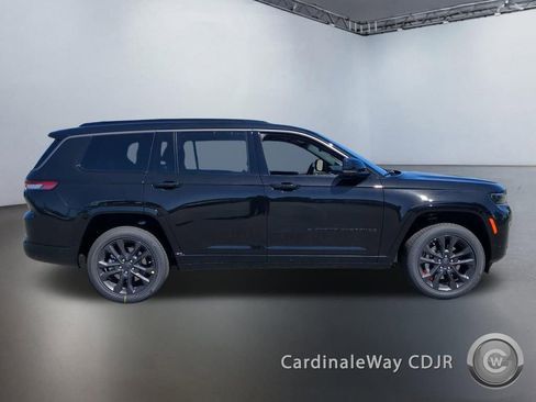 New 2026 Jeep Grand Cherokee L Limited image 3