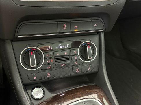 Used 2016 Audi Q3 2.0T Prestige image 21