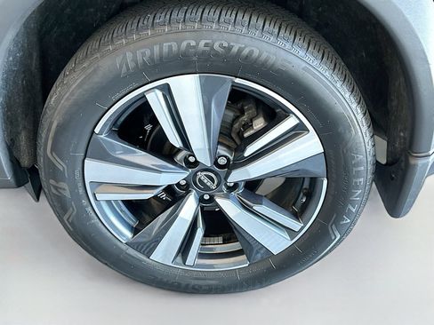 Used 2023 Nissan Rogue SL w/ SL Premium Package AWD/4WD image 35