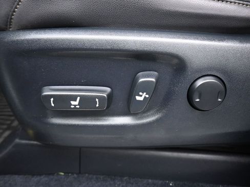 Used 2016 Lexus GX 460 w/ Navigation Package image 12