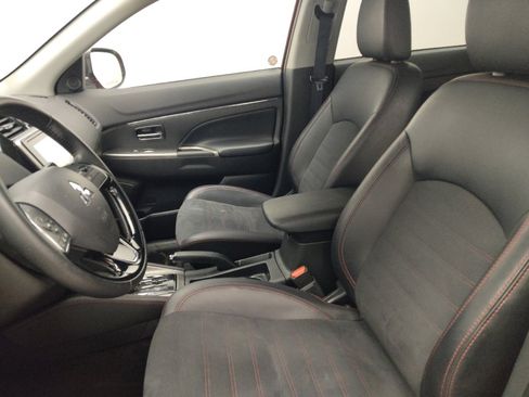 Used 2024 Mitsubishi Outlander Sport LE image 17