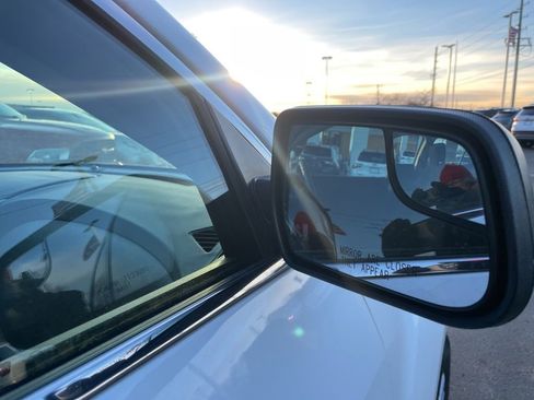 Used 2012 Chevrolet Equinox LS image 14