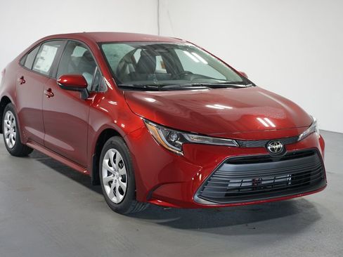 New 2026 Toyota Corolla LE image 3