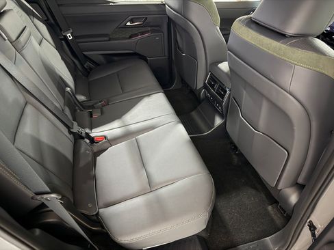 Used 2024 Lexus GX 550 AWD/4WD image 44