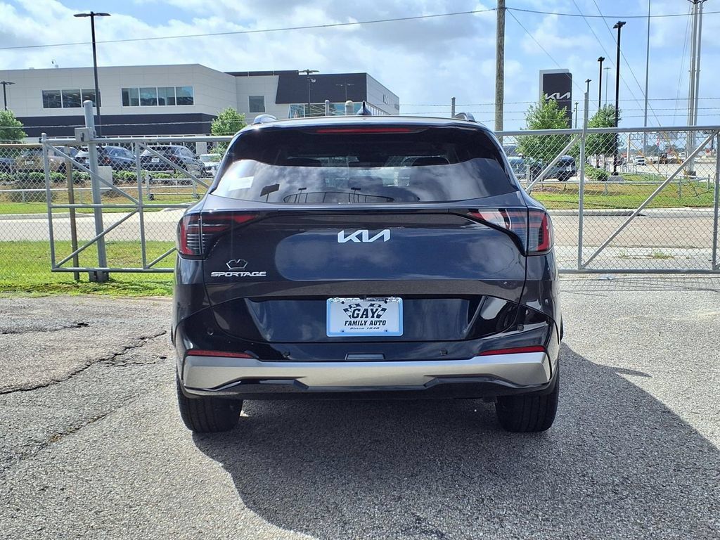 New 2026 Kia Sportage SX FWD image 15