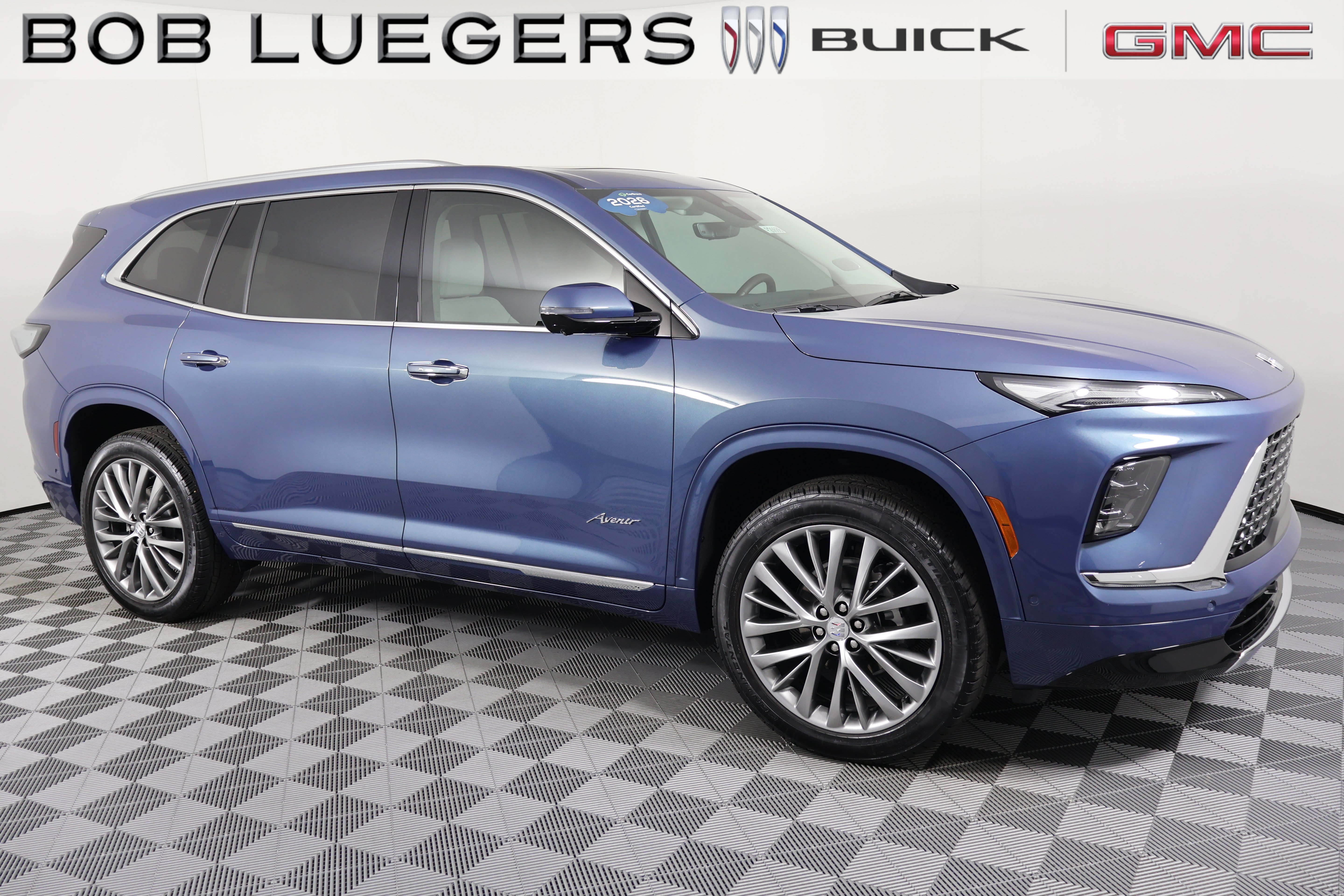 Certified 2026 Buick Enclave Avenir w/ Super Cruise Package AWD/4WD image 2