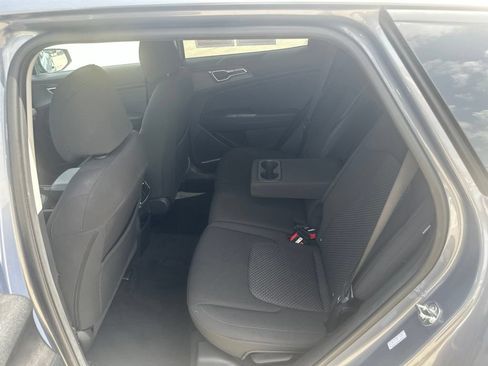 Used 2025 Kia Sportage LX FWD image 27