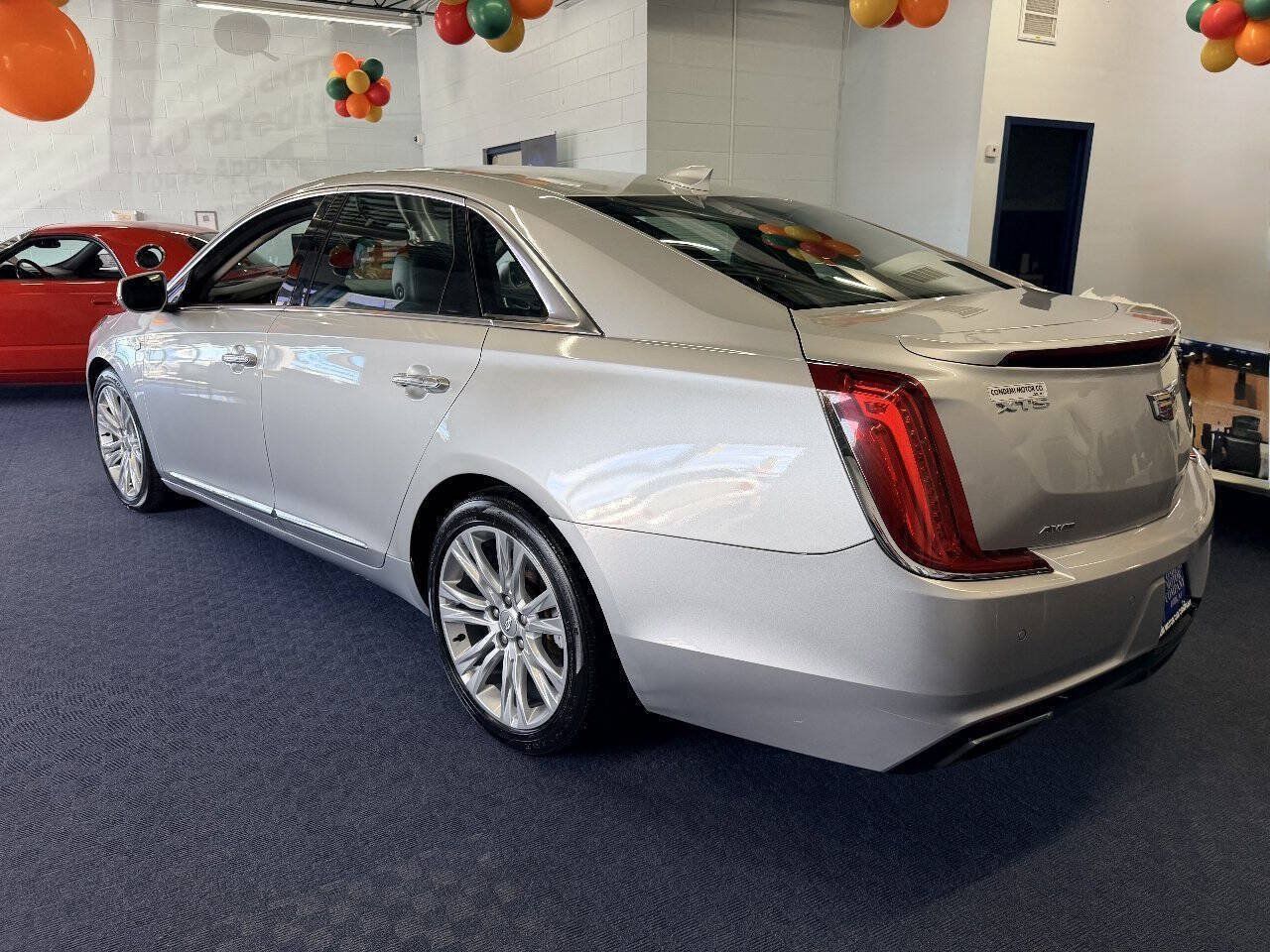 Used 2018 Cadillac XTS Luxury AWD/4WD image 4