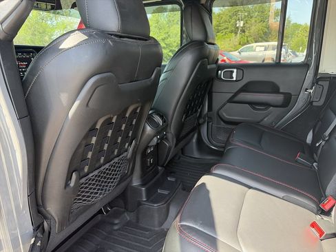 Used 2021 Jeep Wrangler Unlimited Rubicon AWD/4WD image 28