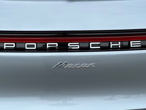 New 2026 Porsche Macan image 39