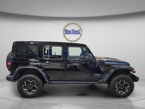 Used 2023 Jeep Wrangler Unlimited Rubicon 4xe w/ Steel Bumper Group AWD/4WD image 7