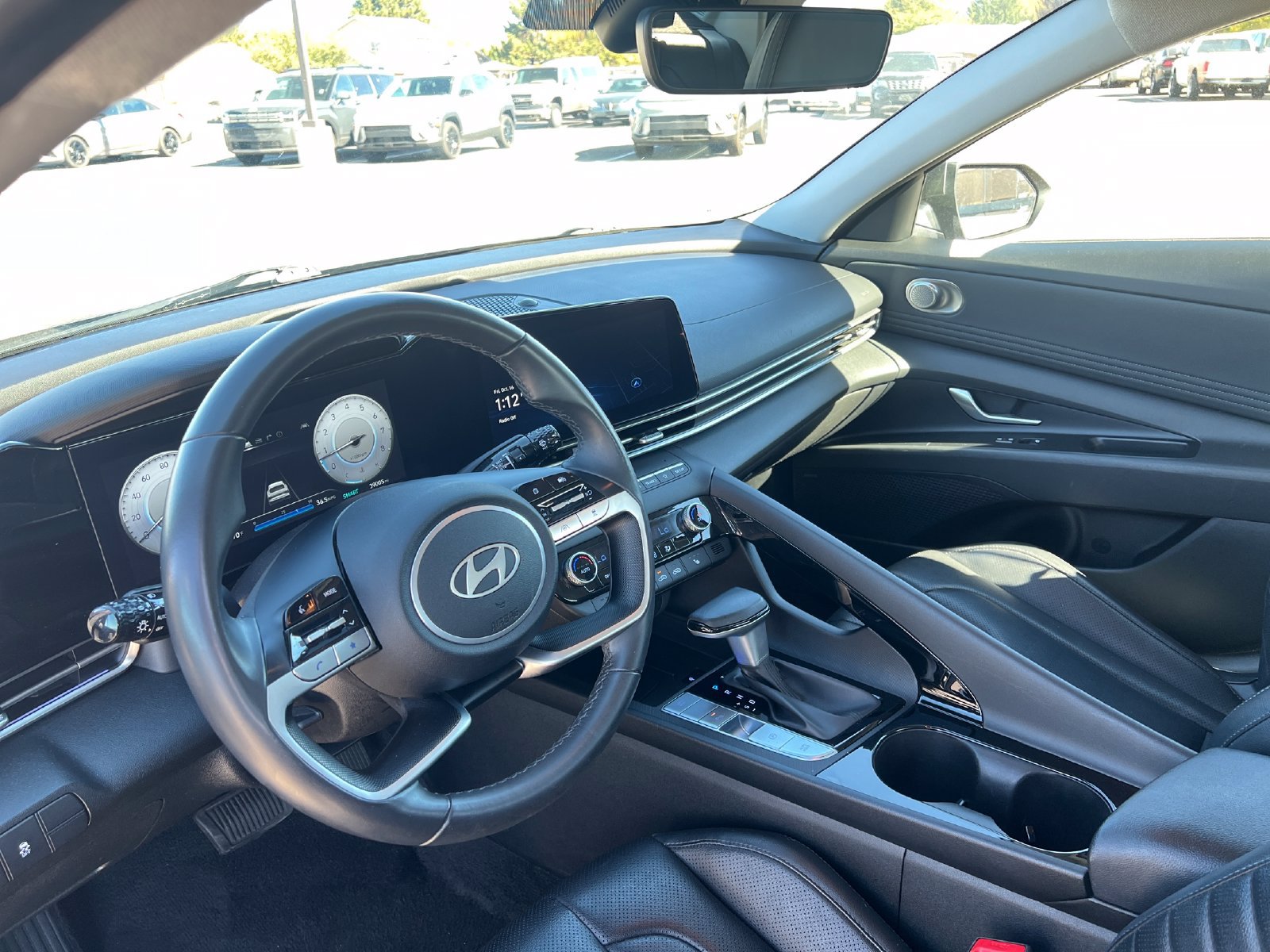 Certified 2024 Hyundai Elantra Limited FWD image 30