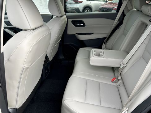 New 2026 Nissan Rogue SV AWD/4WD image 35