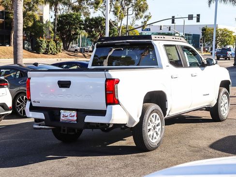 Used 2026 Toyota Tacoma SR5 image 9