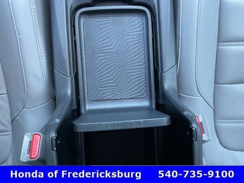 Used 2018 Honda CR-V Touring image 38