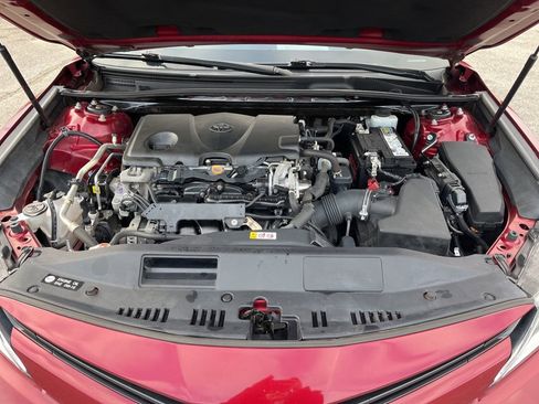 Used 2019 Toyota Camry LE image 25