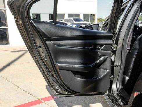 Used 2019 MAZDA MAZDA3 Sedan w/ Preferred Package image 45