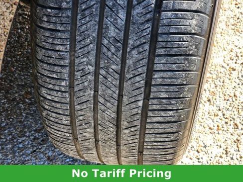 Certified 2025 Nissan Murano SV image 9