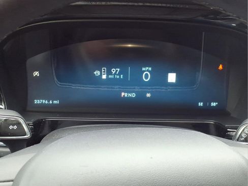 Used 2024 Lincoln Corsair FWD image 17