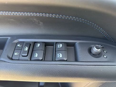 New 2026 Jeep Compass Latitude AWD/4WD image 9