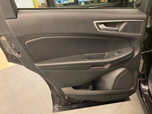 Used 2023 Ford Edge SEL w/ Convenience Package AWD/4WD image 28