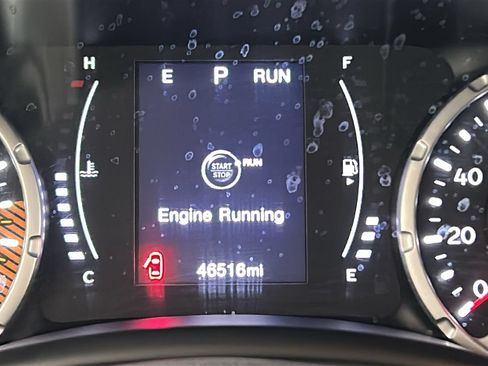 Used 2020 Jeep Renegade Latitude w/ Cold Weather Group AWD/4WD image 22