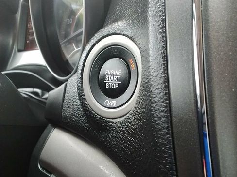 Used 2020 Dodge Journey Crossroad FWD image 18