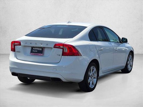 Used 2014 Volvo S60 T5 FWD image 5
