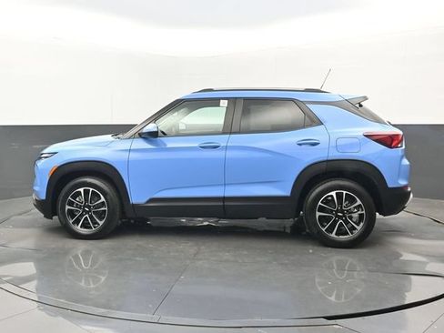 Used 2024 Chevrolet TrailBlazer LT w/ LT Cold Weather Package FWD image 20