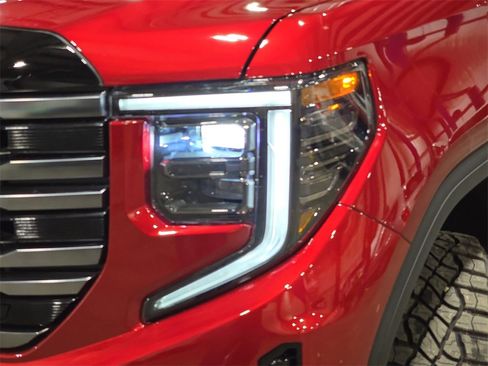 New 2026 GMC Sierra 1500 AT4 w/ AT4 Premium Package image 31