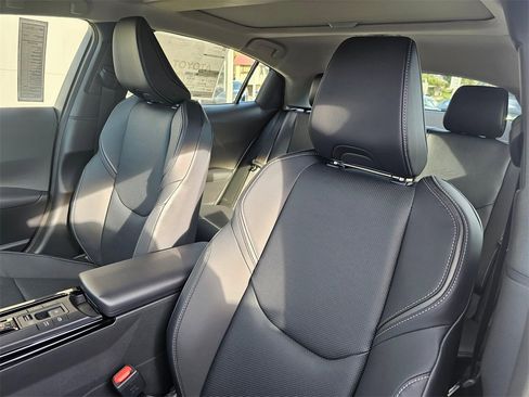 New 2026 Toyota Prius Plug-In Hybrid image 24