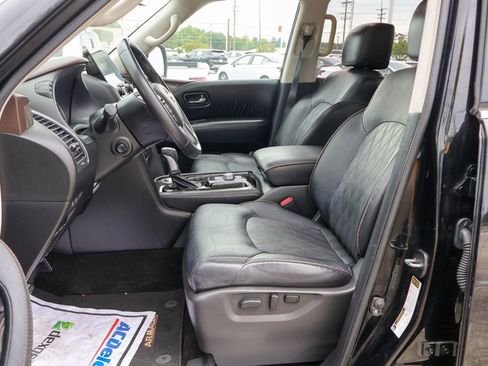 Used 2022 Nissan Armada Platinum w/ Captain's Chairs Package RWD image 7