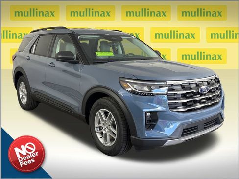 New 2026 Ford Explorer Active w/ Active Comfort Package RWD image 1