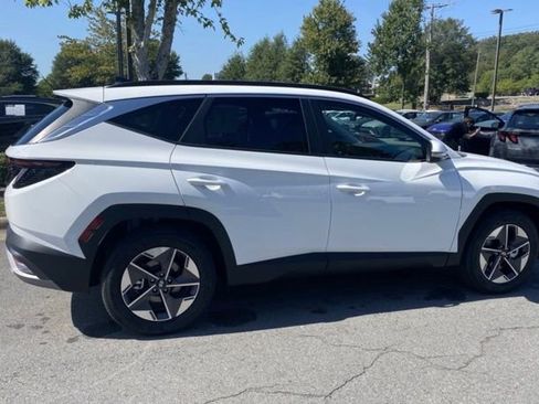 New 2026 Hyundai Tucson SEL FWD image 10