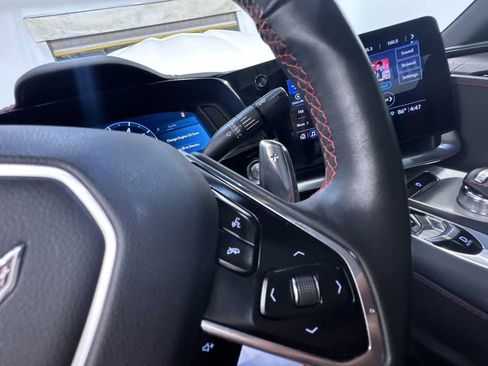 Used 2023 Chevrolet Corvette Stingray Convertible w/ Z51 Performance Package image 21